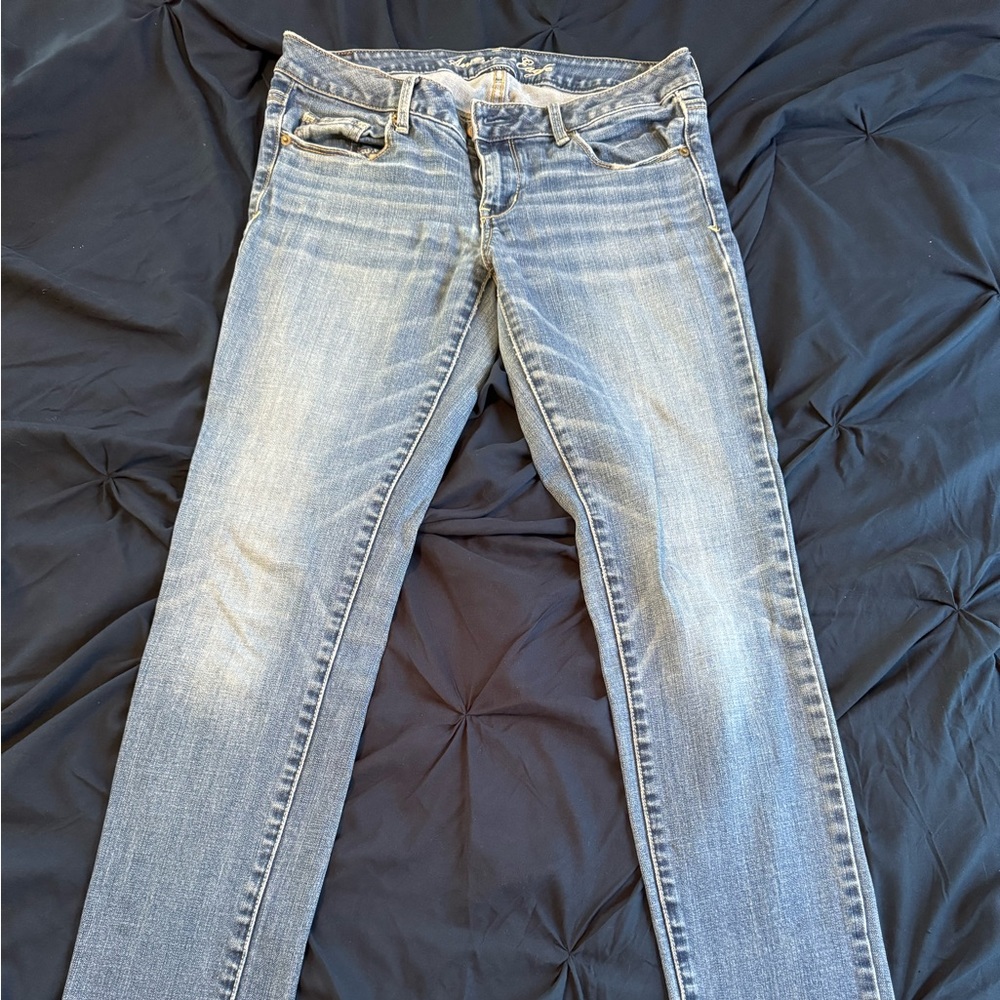 Blue American Eagle straight leg skinny